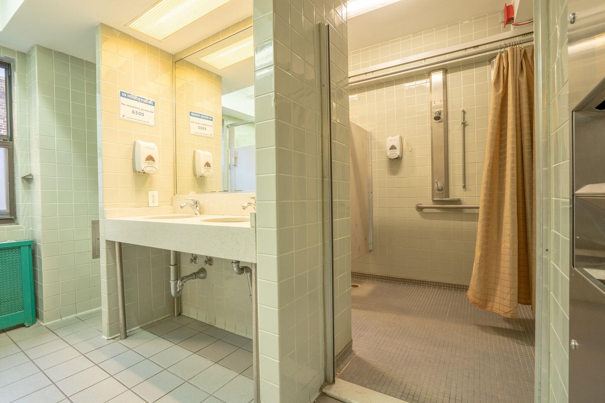 Flushing Ymca Vandrerhjem New York Eksteriør bilde