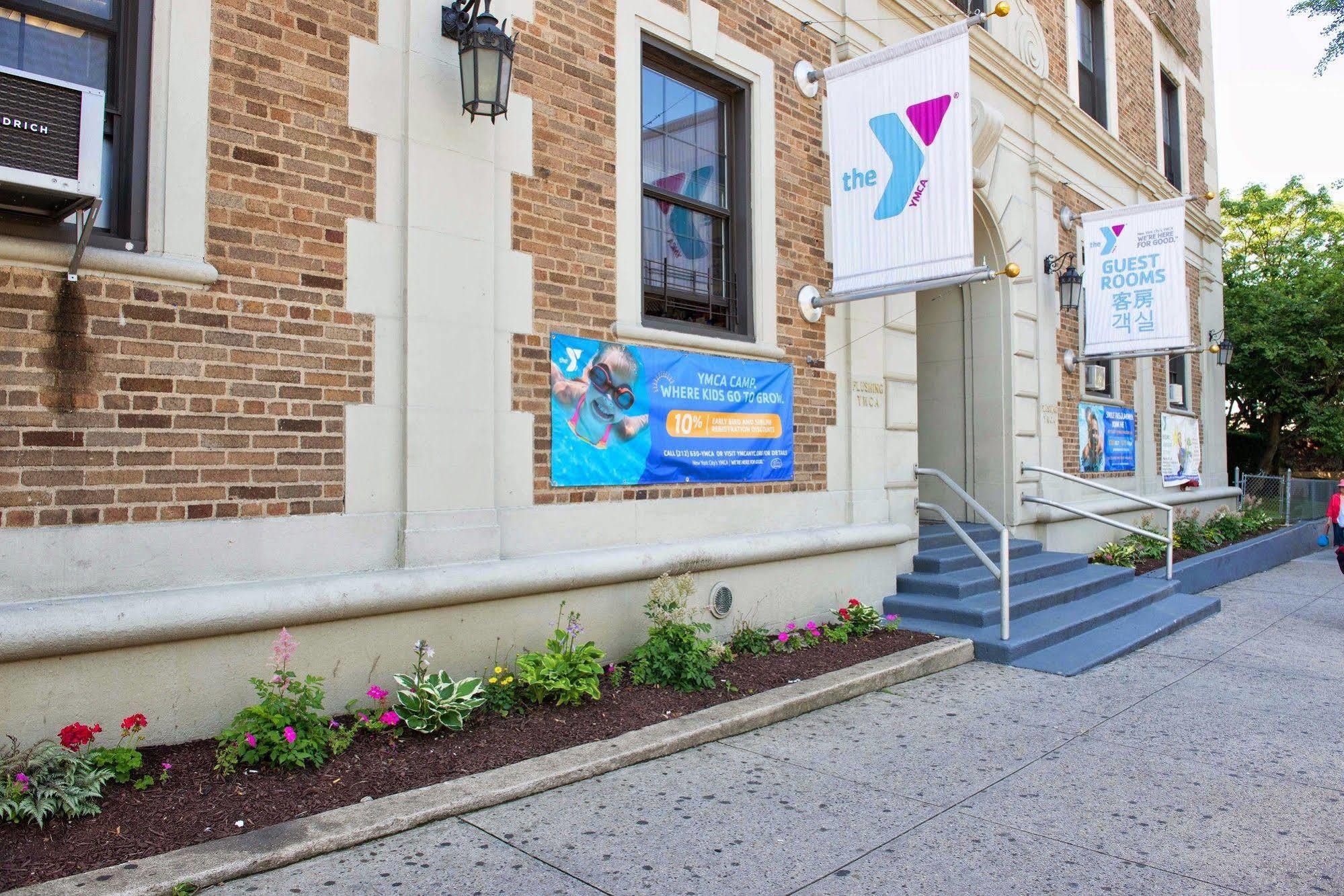 Flushing Ymca Vandrerhjem New York Eksteriør bilde